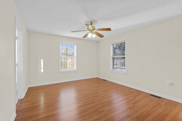 175 General Cleburne Drive, Richmond, KY 40475