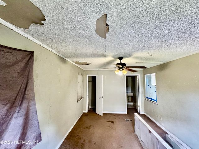2545 LAMEE Lane, Jacksonville, FL 32207