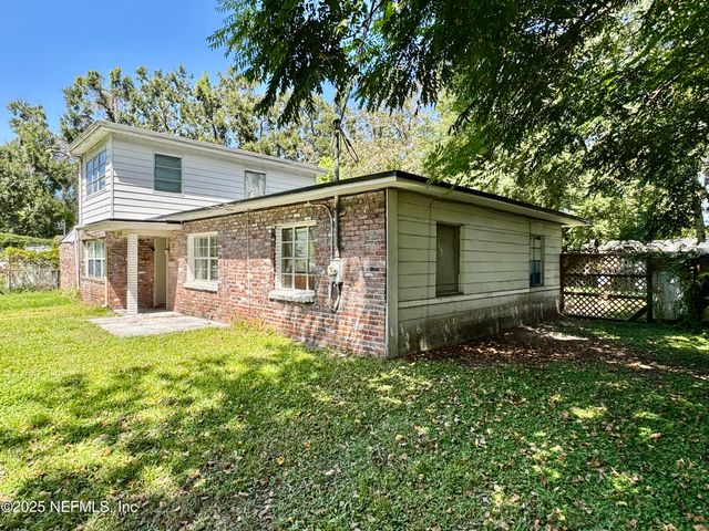2545 LAMEE Lane, Jacksonville, FL 32207