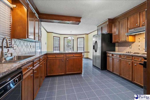 2105 Damon Dr., Florence, SC 29501