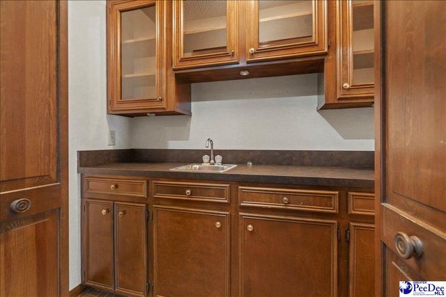 2105 Damon Dr., Florence, SC 29501