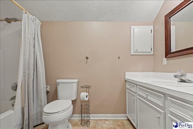 2105 Damon Dr., Florence, SC 29501