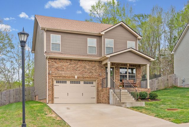 1140 Racker Dr, Clarksville, TN 37043