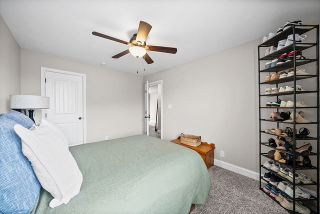 1140 Racker Dr, Clarksville, TN 37043