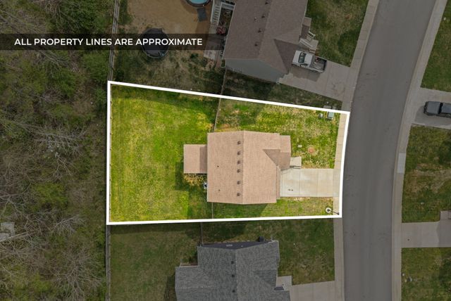 1140 Racker Dr, Clarksville, TN 37043