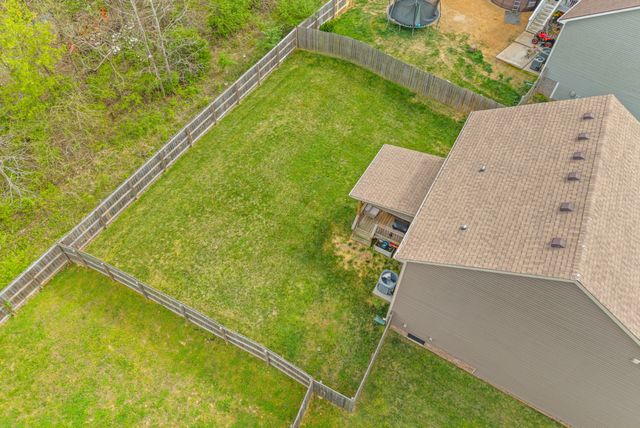 1140 Racker Dr, Clarksville, TN 37043