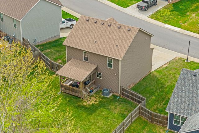 1140 Racker Dr, Clarksville, TN 37043