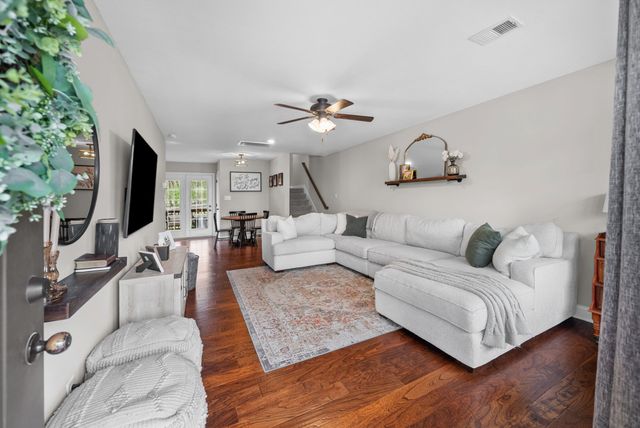 1140 Racker Dr, Clarksville, TN 37043