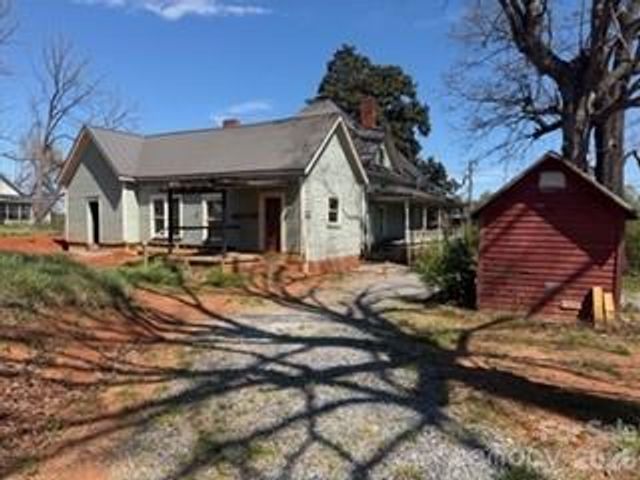 2231 US 221 Highway N, Rutherfordton, NC 28139