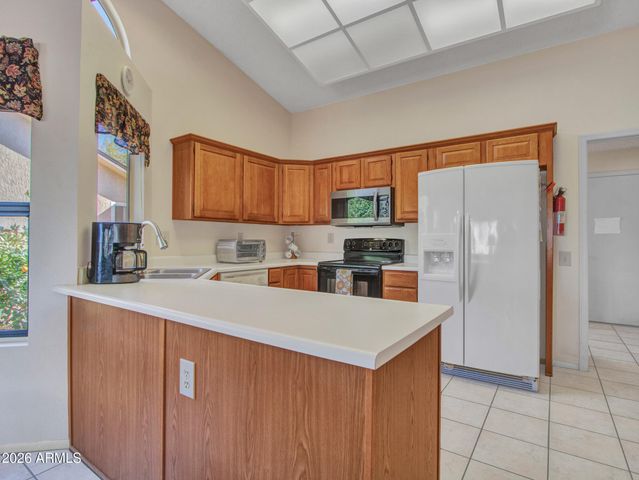 13714 W GREENVIEW Drive, Sun City West, AZ 85375