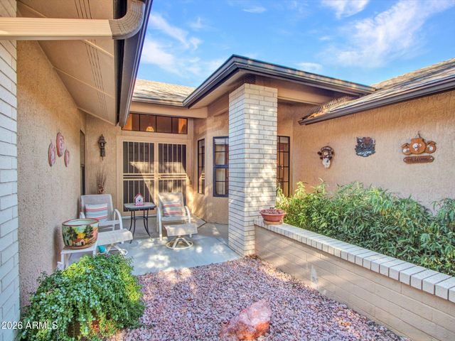 13714 W GREENVIEW Drive, Sun City West, AZ 85375