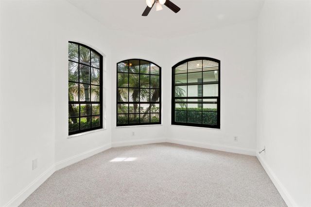 435 SW Jefferson Circle, Port St. Lucie, FL 34986
