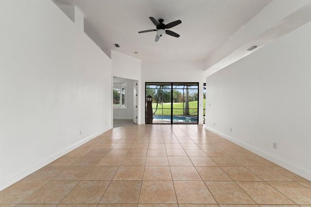 435 SW Jefferson Circle, Port St. Lucie, FL 34986