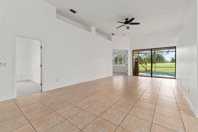 435 SW Jefferson Circle, Port St. Lucie, FL 34986