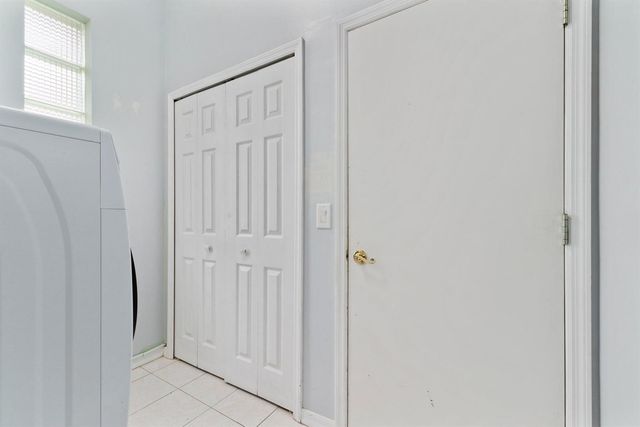 435 SW Jefferson Circle, Port St. Lucie, FL 34986