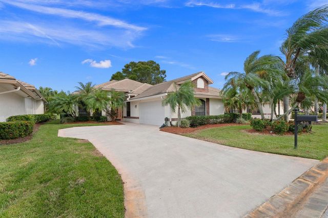 435 SW Jefferson Circle, Port St. Lucie, FL 34986