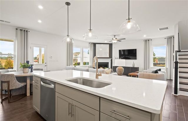 200 Kindness Circle, Mcdonough, GA 30252