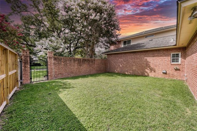 2801 Chapel View Dr, Corpus Christi, TX 78414