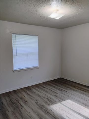 4203 Dawson, Houston, TX 77051