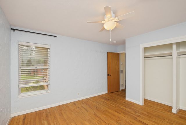 2703 Robinwood Lane, Denton, TX 76209