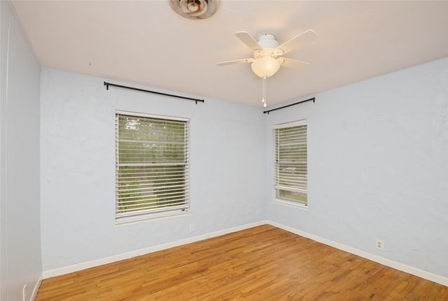 2703 Robinwood Lane, Denton, TX 76209