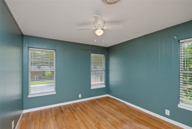 2703 Robinwood Lane, Denton, TX 76209
