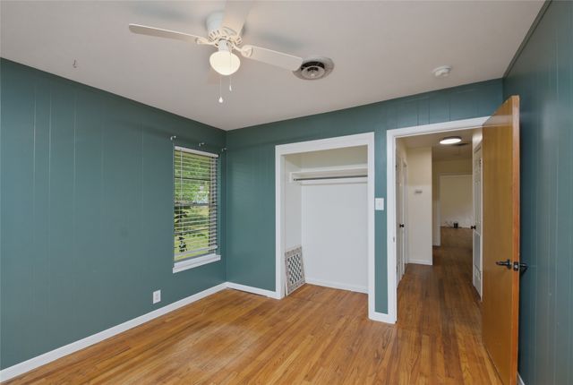 2703 Robinwood Lane, Denton, TX 76209