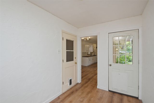 2703 Robinwood Lane, Denton, TX 76209