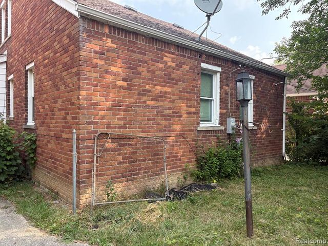 13892 Eastburn Street, Detroit, MI 48205