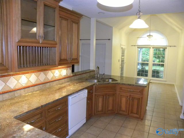 104 Nobleton Lane, Huntsville, AL 35806