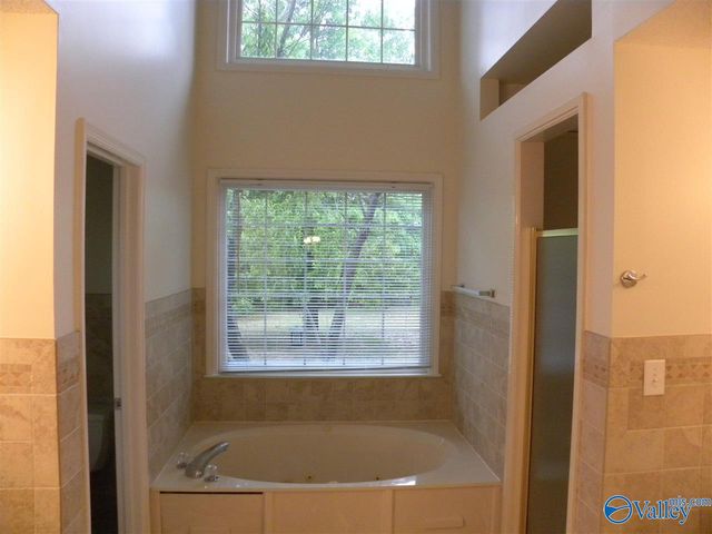 104 Nobleton Lane, Huntsville, AL 35806