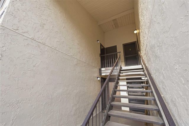 681 MIDWAY DRIVE B, Ocala, FL 34472