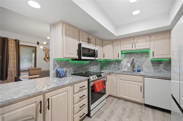 681 MIDWAY DRIVE B, Ocala, FL 34472