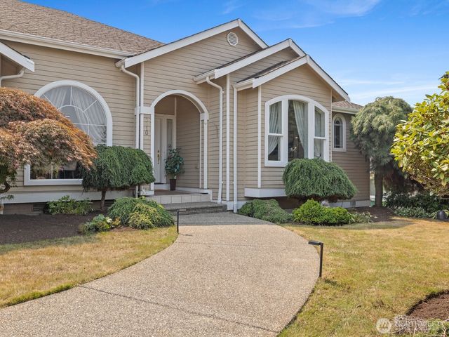 6710 45th Place NE, Marysville, WA 98270