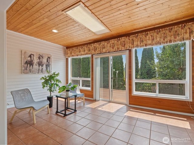 6710 45th Place NE, Marysville, WA 98270