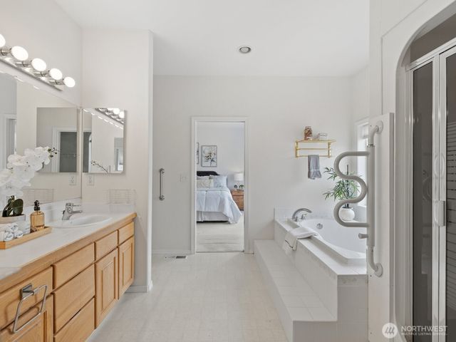 6710 45th Place NE, Marysville, WA 98270