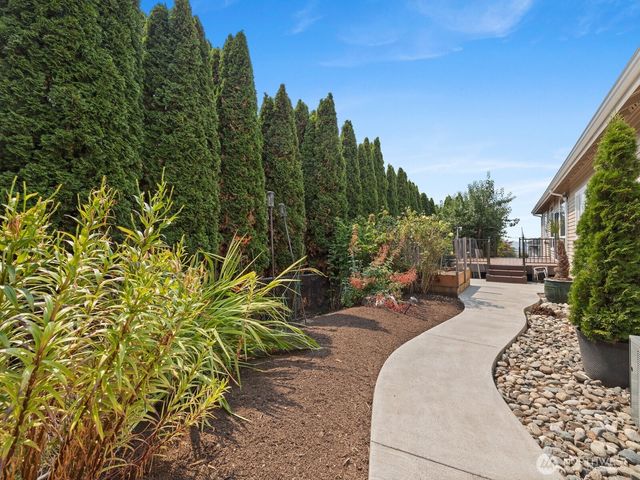 6710 45th Place NE, Marysville, WA 98270