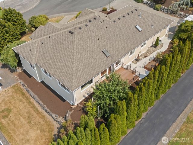 6710 45th Place NE, Marysville, WA 98270