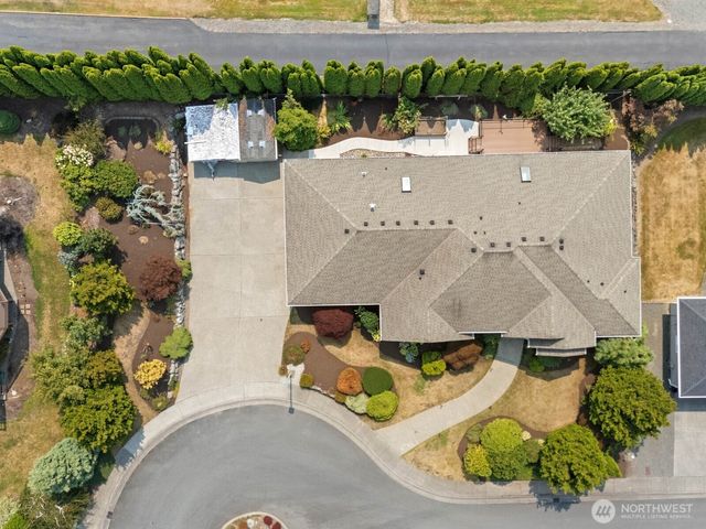 6710 45th Place NE, Marysville, WA 98270