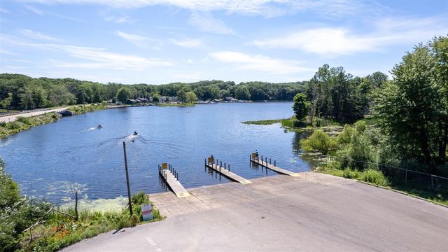8863 Lakeshore Drive, West Olive, MI 49460