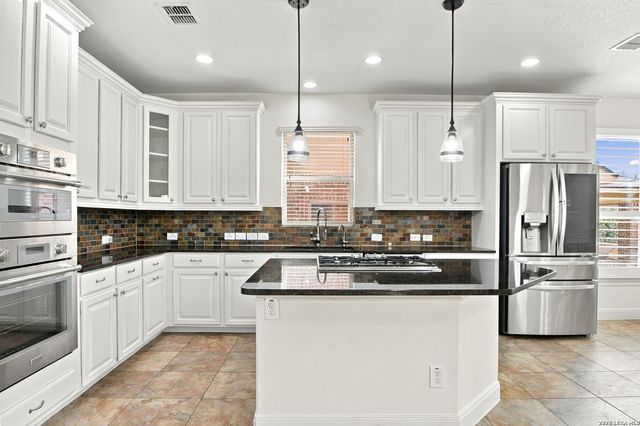 19023 Salado Canyon, San Antonio, TX 78258