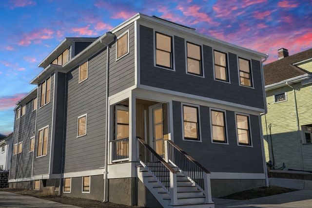 10 Clyde Road 10-1, Watertown, MA 02472