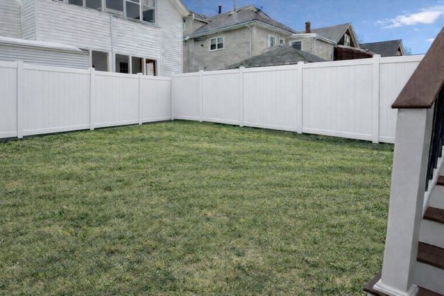 10 Clyde Road 10-1, Watertown, MA 02472