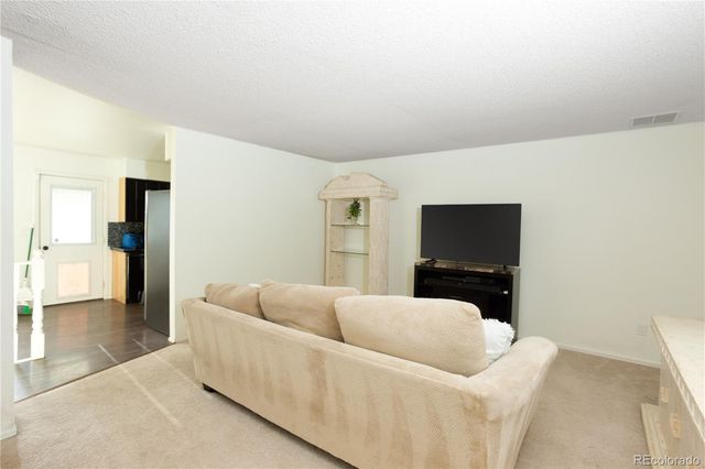 1775 S Memphis Street, Aurora, CO 80017