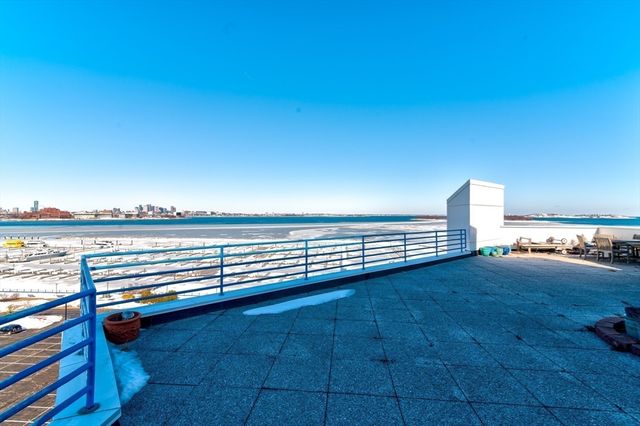 1001 Marina Dr. 708, Quincy, MA 02171