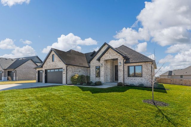 4464 E Lancaster Way, Springfield, MO 65802