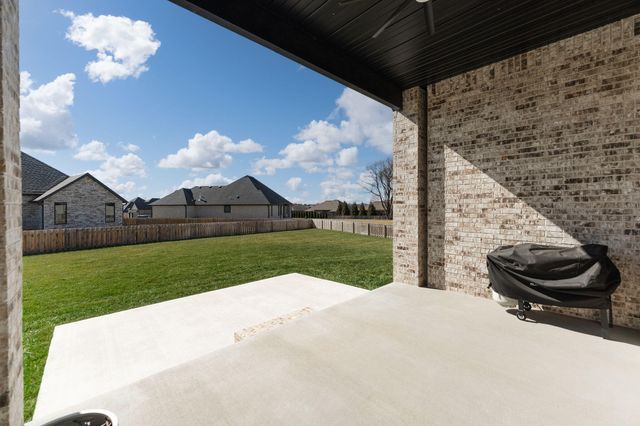 4464 E Lancaster Way, Springfield, MO 65802