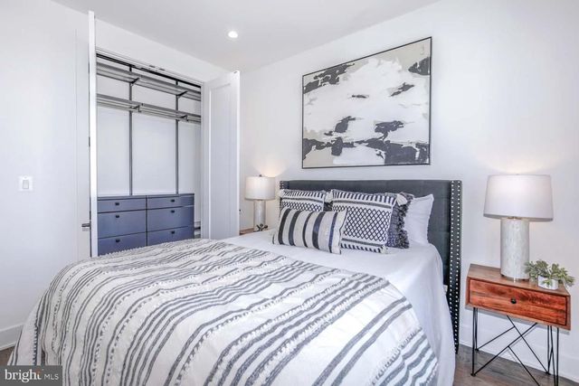 1220 Potomac Ave SE Apt 8, Washington, DC 20003