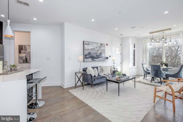 1220 Potomac Ave SE Apt 8, Washington, DC 20003