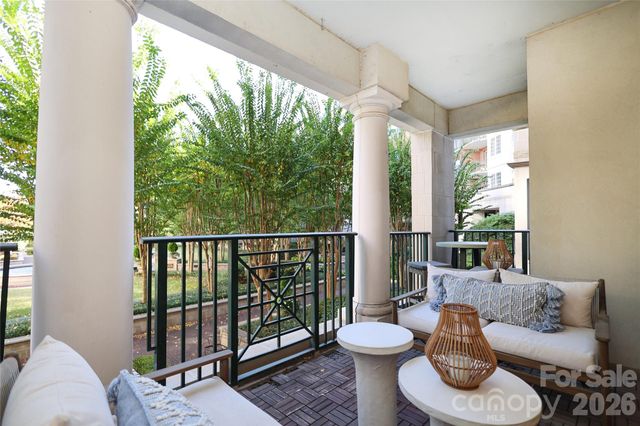 300 W 5th Street 222, Charlotte, NC 28202